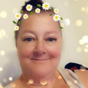 Meet your Posher, Eva